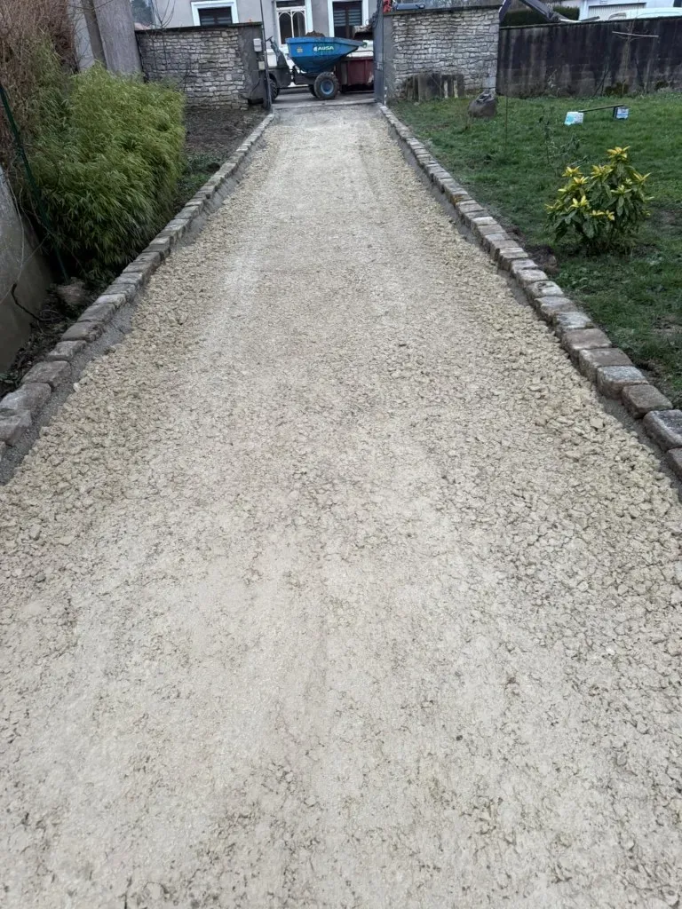 Terrassement allée de jardin (10)