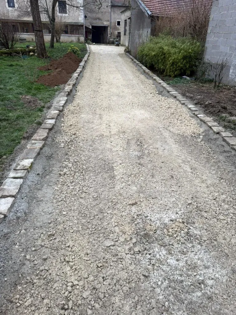 Terrassement allée de jardin (12)