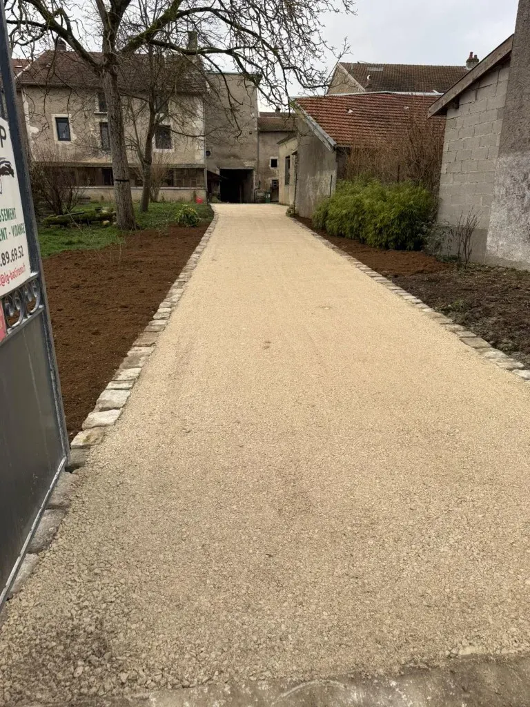 Terrassement allée de jardin (13)